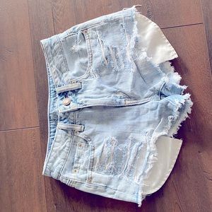 American eagle light wash highwaisted denim shorts